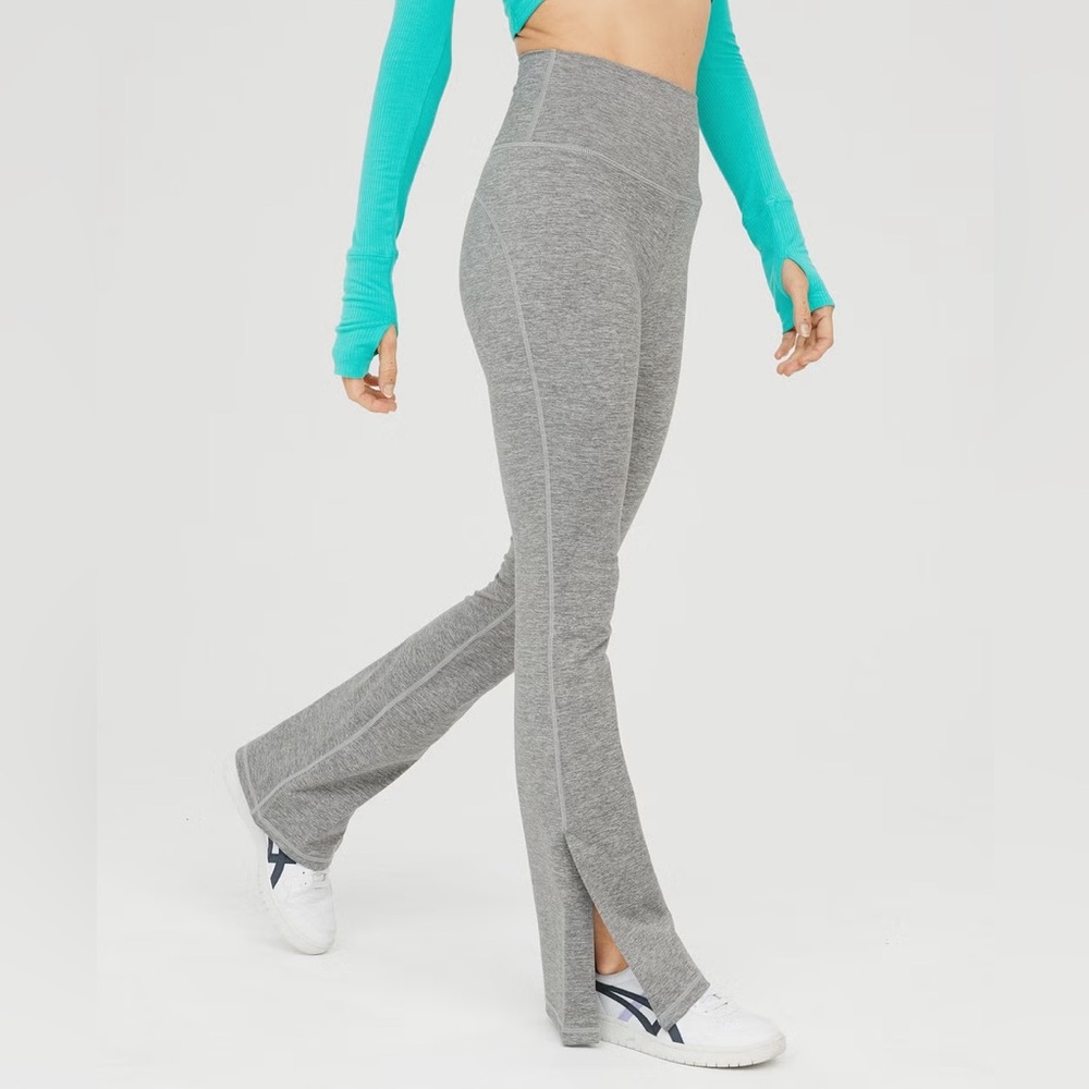 OFFLINE by Aerie - “The Hugger Split-Hem Bootcut Legging” - Medium Heather Gray